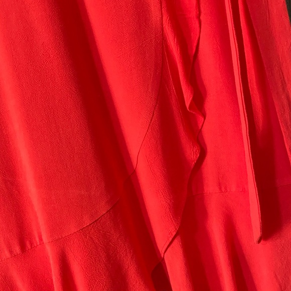 Love Riche Vibrant Red Ruffled Wrap Dress - Picture 4 of 8